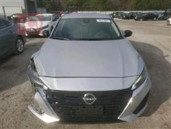 نيسان ألتيما